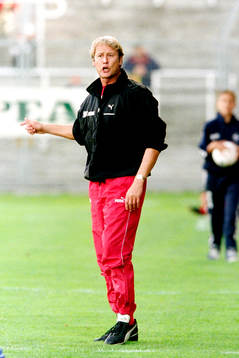 Åge Hareide, tränare i Helsingborg