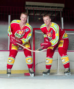 Daniel Sedin and Henrik Sedan of MoDo (Swedish hockey