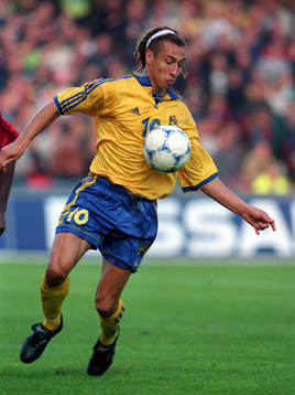 Henrik Larsson (Henke Larsson), Sverige