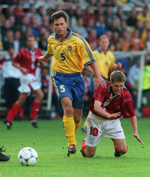 Pontus Kåmark, Sverige, och Michael Owen, England