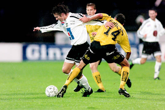 Johan Wallinder, Örebro i kamp Joakim Alexandersson,