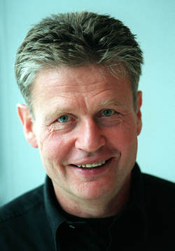 Per Bäckman, Modo