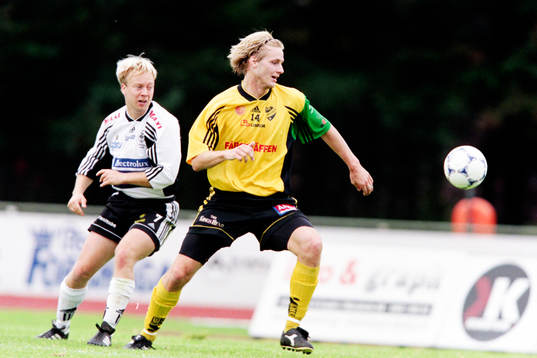 Bläddra bland fler bilder av Fotboll, Div 1 södra, IFK Hässleholm - Motala, 0-0