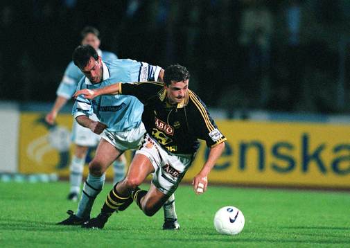 Hans Bergh vinner en duell med Hans Mattisson