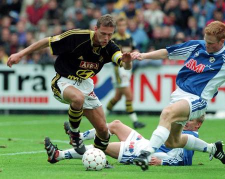 Krister Nordin dribblar