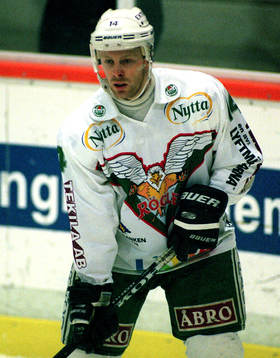 Tord Elvenes, Rögle