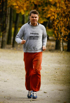 Roger Magnusson joggar