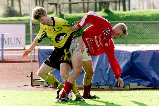 Henrik Nilsson, Hässleholm i kamp om bollen