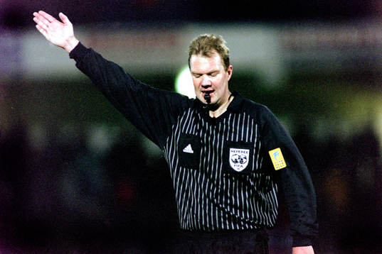 Karl-Erik Nilsson, Emmaboda domare i matchen