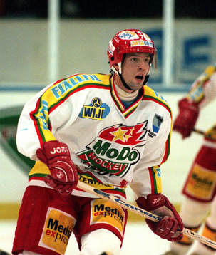 Hans Jonsson, Modo