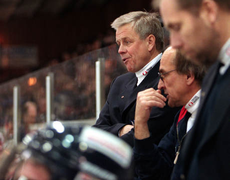 Lars-Erik Lundström (Lars Erik Lundström), tränare HV 71