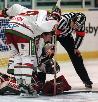 Håkan Algotsson gjorde en stormatch. Här har hans hjälm