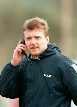 Fotboll, Glenn Schiller (spelaragent, agent)