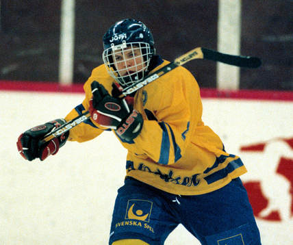 Erika Holst, Sverige