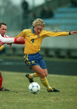 Pär Karlsson, Sverige