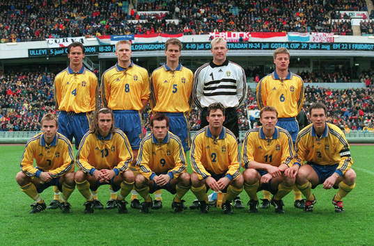 Bakre fr v: Joachim Björklund, Johan Mjällby, Gary