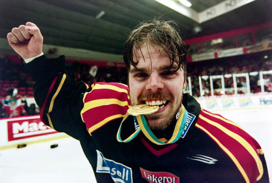 Brynäs, svenska mästare 1999. Ove Molin jublar med