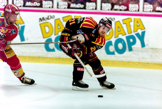 Brynäs Ove Molin med pucken