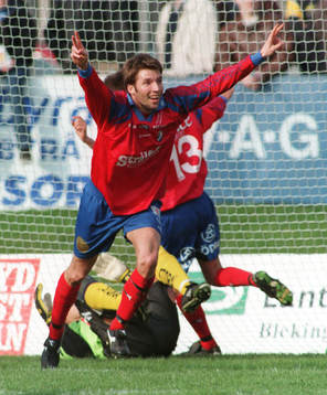 Patrik Isaksson, Öster