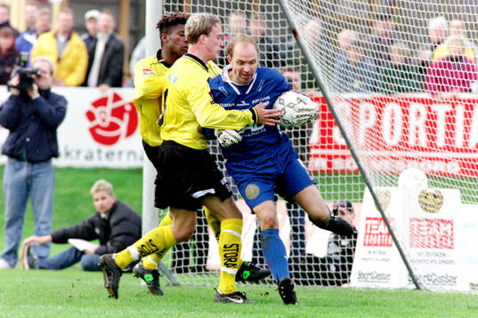 Thomas Ravelli, Målvakt, Öster