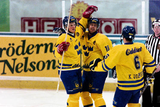 Henrik Sedan och Thomas Johansson, Sverige jublar