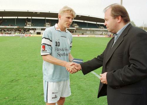 Mats Lilienberg får av Lars Axelsson DN:s pris för