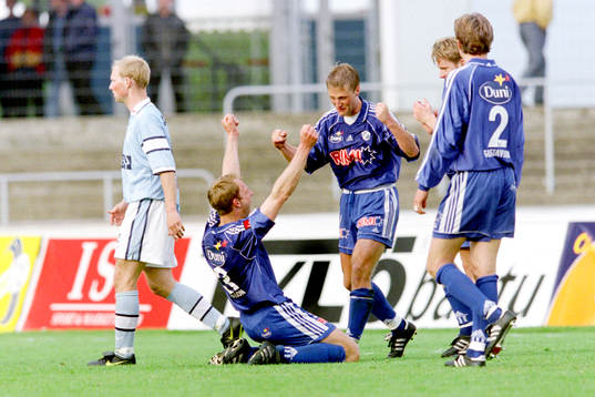 Bläddra bland fler bilder av Fotboll, Allsvenskan, Malmö FF - Halmstad, 0-1