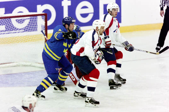 Pär Djoos, Sverige