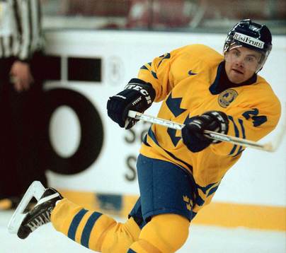 Niklas Sundström, Sverige