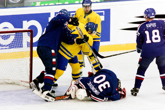 Jesper Mattsson, Sverige framför Miroslav Simonovic,
