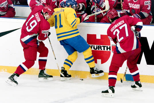 Daniel Alfredsson, Sverige