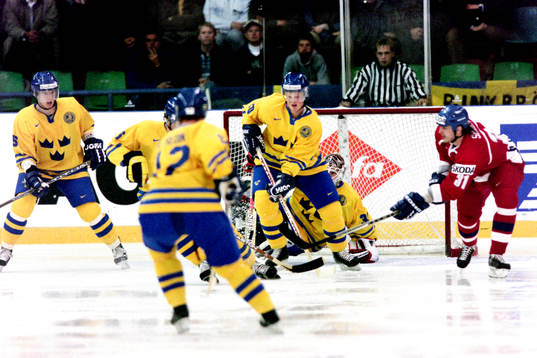 Henrik Sedin, Sverige