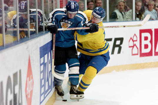 Ishockey, VM, Semifinal 2, Sverige - Finland, 2-1, 0-1 i