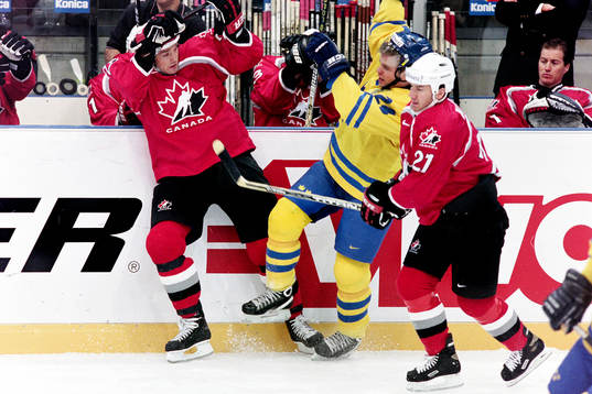 Niklas Sundström, Sverige kamp med kanadas Scott Walker