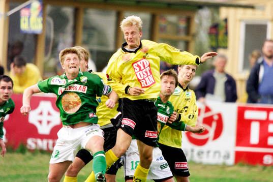 Henrik Larsson, Ljungskile och Patrik Rosengren, Mjällby