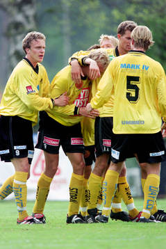 Marcus Ekenberg och Patrik Rosengren, Mjällby jublar