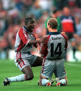Samuel Kuffour och Mario Basler