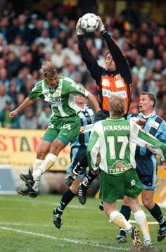 Martin Lossman vinner en duell med Hans Berggren