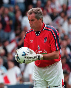 Ray Clemence, målvaktstränare England