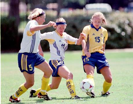 KRISTIN BENGTSSON, VICTORIA SVENSSON OCH LINDA GREEN