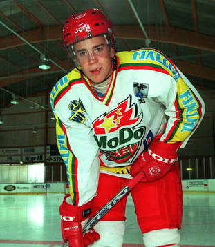 Höger, Modo