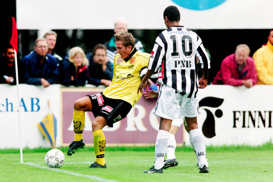 Johan Svensson, Mjällby med bollen
