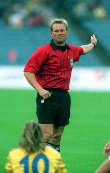 Claus Bo Larsen, Domare