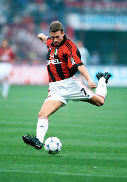 Andrej Shevchenko, Milan