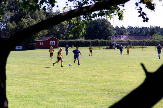 Fotboll Dam Gualöv - Hanaskog, småklubbsfotboll