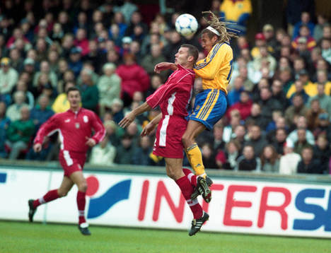 Henrik Larsson, Sverige