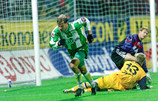 Hammarbys Hans Berggren jublar