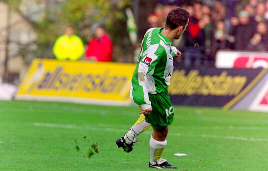 Hammarbys Mate Sestan skjuter 4-0