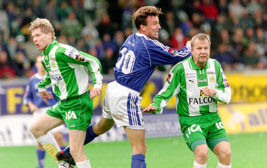 Hammarbys Patrik Andersson och Kaj Eskelinen mot