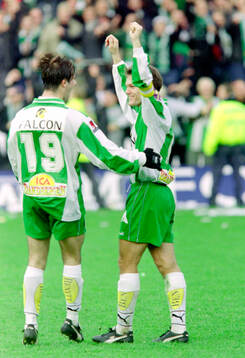 Hammarbys Kennedy Bakircioglu och Mikael Hellström jublar